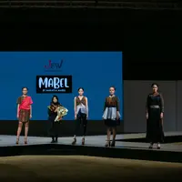 Di usia 11 tahun, Makayla Mabel, yang biasa disapa Mabel, sudah mantap ingin menjadi desainer dan memamerkan rancangannya di Jogja Fashion Week 2022