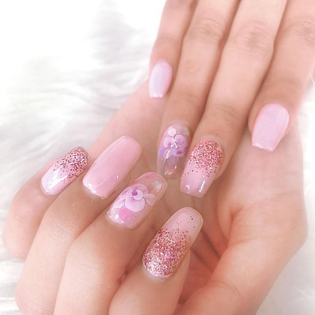 Hasil nail art dari PK Beauty Space yang cantik/copyright vemale.com/Amelia AK