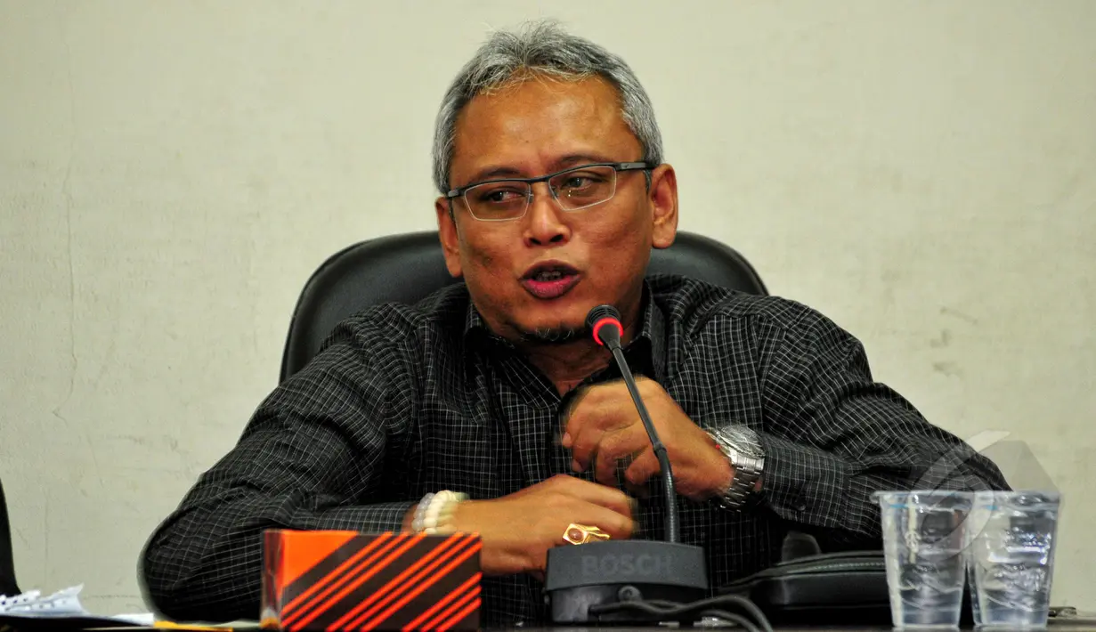 Anggota Komisi II DPR RI, Arif Wibowo saat menjadi pembicara diskusi Publik Bawaslu, Jakarta, Jumat (21/5/2015). Diskusi membahas penyelenggaraan Pilkada Serentak 2015 berpotensi menimbulkan turbulensi politik. (Liputan6.com/Yoppy Renato)