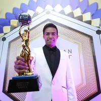 Fildan meraih kemenangan di Indonesian Dangdut Awards 2017. (Deki Prayoga/Bintang.com)