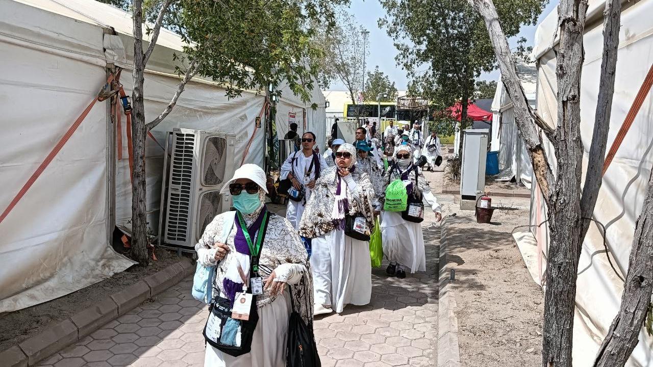 Jemaah Haji Indonesia Tiba di Arafah