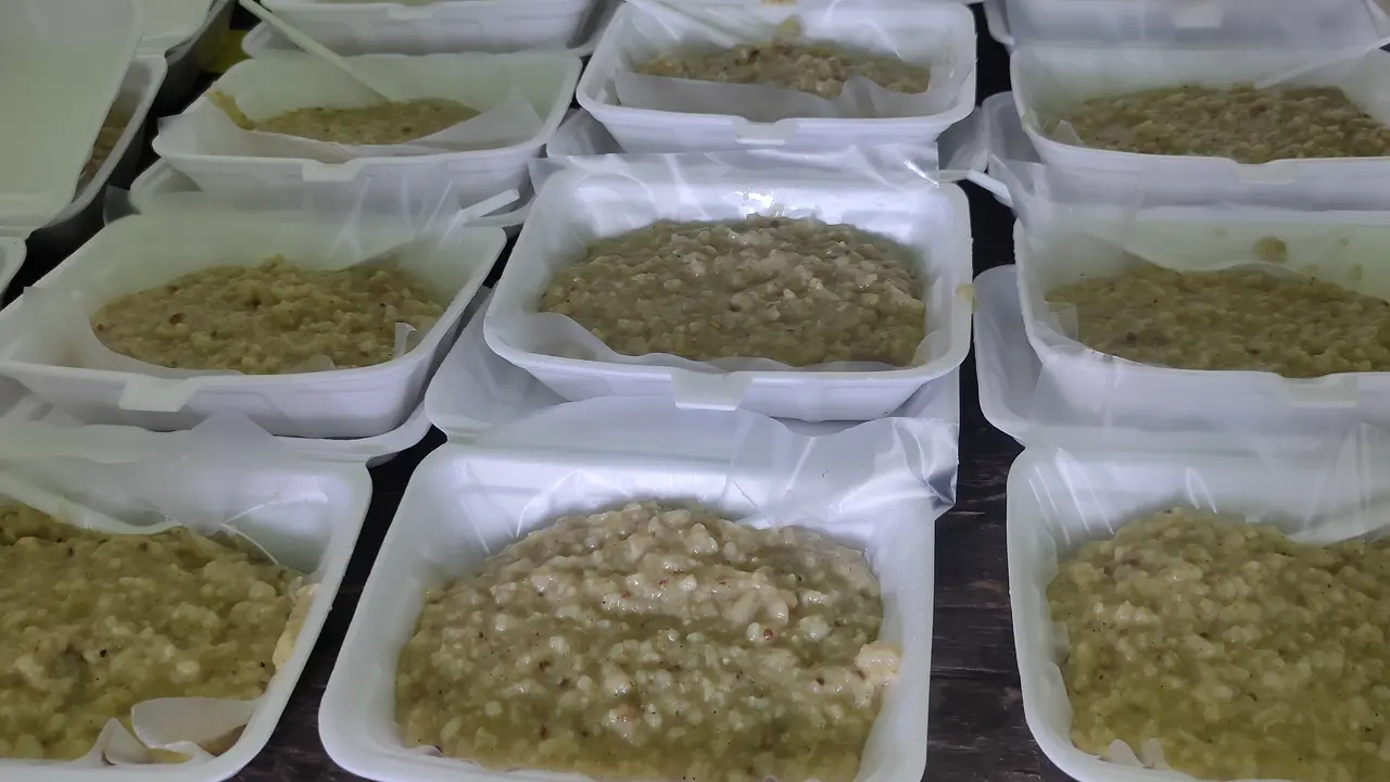 Bubur Harisa, Kuliner Legenda Saudagar Arab Cirebon Setiap Bulan Ramadan