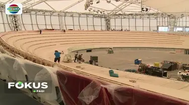 Empat bulan jelang Asian Games 2018, atap velodrome dan kursi penonton tampak telah tertata rapi. Bahkan jalur velodrome kini sudah terpasang.