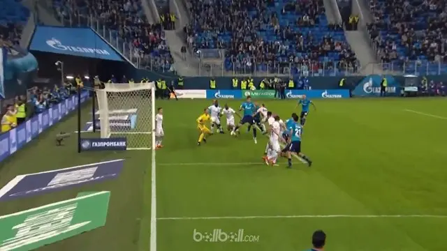 Zenit St Petersburg menang tipis 2-1 atas Dynamo Moscow, Rabu (18/4) dalam lanjutan Liga Rusia. Domenico Criscito membuka skor dar...