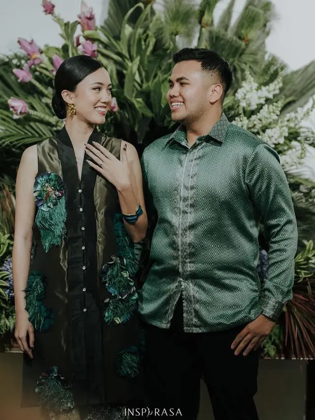 Tunangan Putri Sulung Tora Sudiro