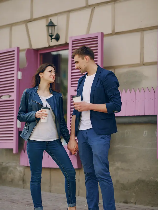 couple oktober bersama berdua