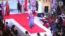 Suasana saat para peserta memeragakan busana pada acara Hijab Hunt 2018 di Jakarta, Minggu (6/5). Selain untuk menyambut Ramadan, acara ini juga untuk menggaungkan semangat kebinekaan kepada generasi muda. (Liputan6.com/Angga Yuniar)