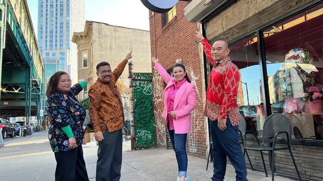 7 Potret Cafe Dangdut Fitri Carlina yang Buka di Long Island City, New York