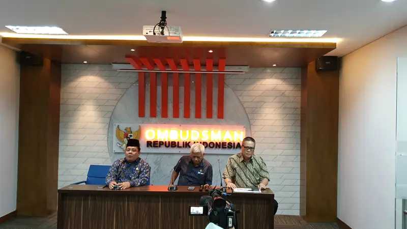 Ombudsman RI mengadakan pertemuan dengan Kompomnas mengenai penyidik KPK Novel Baswedan.