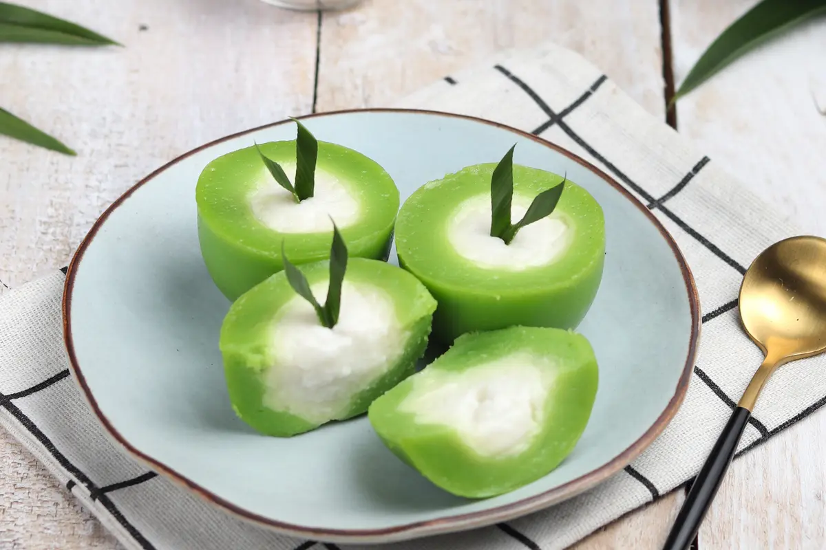 kue nona manis