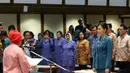 Veronica Basuki dilantik menjadi Ketua Tim Penggerak PKK DKI Jakarta 2014-2017 di Balai Agung, Jakarta, Kamis (4/12/2014). (Liputan6.com/Faizal Fanani)