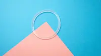 Vaginal ring atau NuvaRing. (unsplash.com/@rhsupplies)