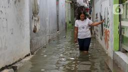 Badan Penanggulangan Bencana Daerah (BPBD) DKI Jakarta mencatat, pada Minggu (15/12/2024), enam wilayah Rukun Tetangga (RT) di Jakarta Utara mengalami banjir rob. (Liputan6.com/Herman Zakharia)