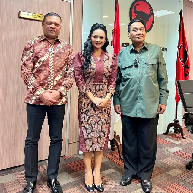 Raul Lemos Kunjungi Kantor DPR Krisdayanti