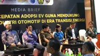 Media Briefing Kebijakan Percepatan Adopsi EV, di Hotel Sari Pasific, Rabu (31/5/2023).Deputi Bidang Koordinasi Infrastruktur dan Transportasi Kementerian Koordinator Bidang Kemaritiman dan Investasi (Kemenko Marves) Rachmat Kaimuddin, menegaskan, program yang diberikan pemerintah bukan insentif kendaraan listrik melainkan pemotongan pajak.