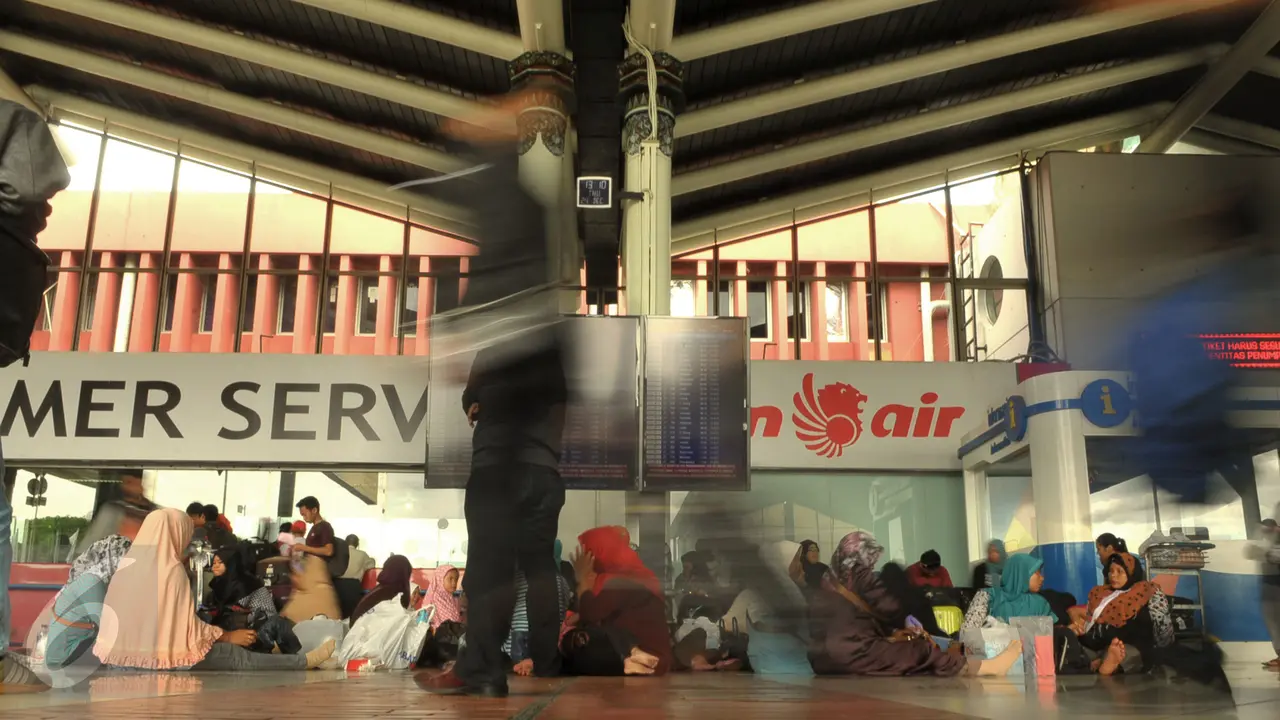 20151224-Suasana Bandara Soekarno Hatta Jelang Libur Panjang