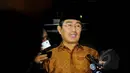 Wakil Ketua Tim 9, Jimly Asshiddiqie menjawab pertanyaan wartawan di Gedung KPK, Jakarta, Selasa (3/2/2015). Jimly mengaku diundang rapat untuk membahas permasalahan antara KPK dan Polri. (Liputan6.com/Faisal R Syam) 