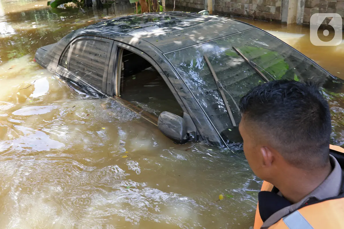 Banjir Masih Rendam Pela Mampang Pulo