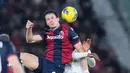 AC Milan mengaku kalah dengan skor 1-2 dalam kunjungan ke markas Bologna. Rossoneri tampil mengecewakan di lini belakang dan harus menelan hasil buruk. (Massimo Paolone/LaPresse via AP)