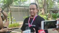 Mantan Gubernur DKI Jakarta Anies Baswedan mengatakan tak diundang secara khusus untuk menonton ajang balap mobil listrik Formula E Jakarta 2023. (Winda Nelfira/Liputan6.com)