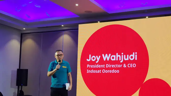 Presiden Direktur dan CEO Indosat Ooredoo Joy Wahjudi saat memaparkan rencana Indosat Ooredoo di tahun 2018. (Liputan6.com/ Agustin Setyo W)