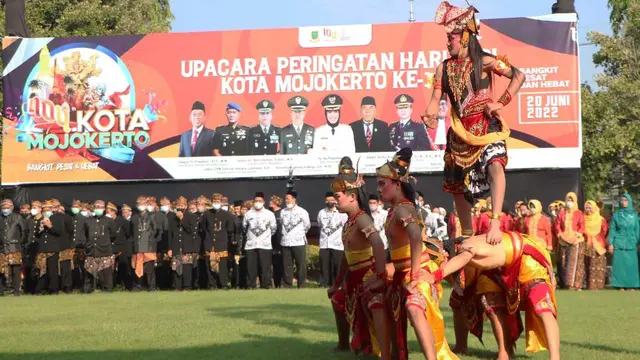 Pementasan Sendratasik.