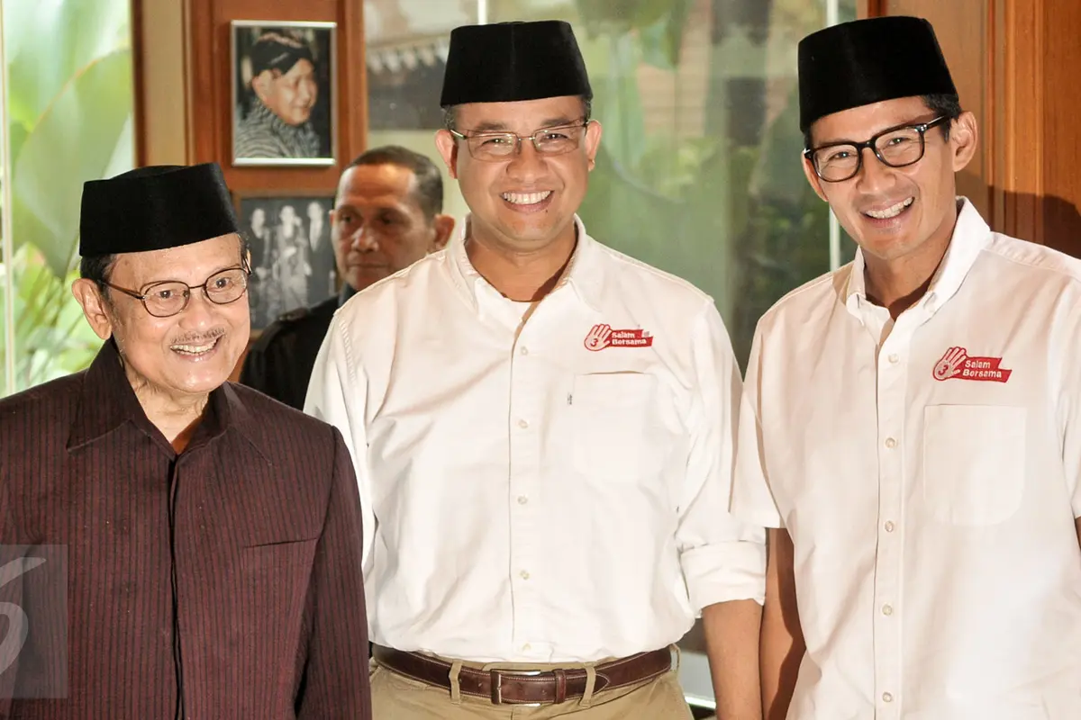 20170126-Anies Baswedan dan Sandiaga Uno ke BJ Habibie-Jakarta- Yoppy Renato