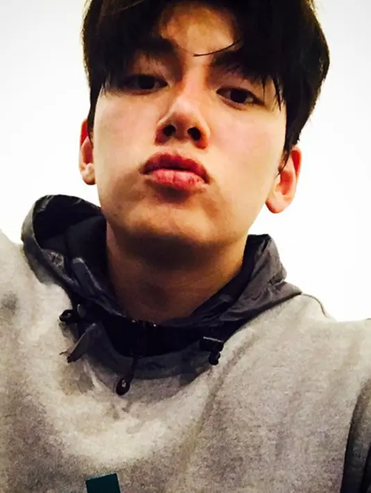 Ji Chang wook juga menyampaikan janji serta harapan saat menjalani wajib militer. Ia berharap semuanya dapatberjalan lancar dan dia akan kembali setelah wamil menjadi laki-laki yang jantan. (Instagram/jichangwook)