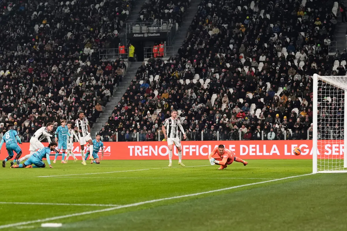 Kenan Yildiz mencetak gol pertama Juventus pada laga Serie A melawan Cagliari