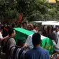 Pemakaman MPI (4) yang tewas terjatuh dari lantai 7 rusunawa di Tambora. (Liputan6.com/Ady Anugrahadi)