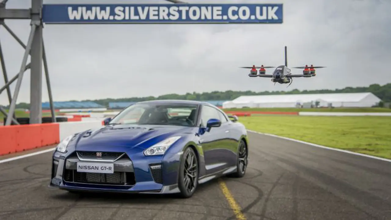 Nissan GT-R Vs Drone