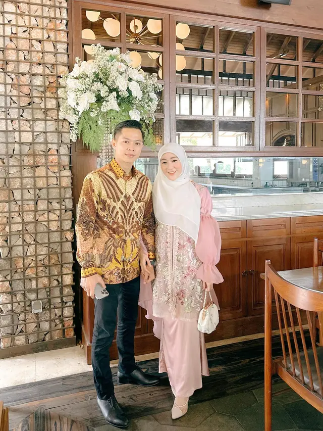7 Potret Larissa Chou di Pernikahan Nadya Mustika, dari Sahabat Kini Jadi Kakak Ipar