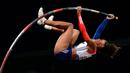 Atlet lompat galah Prancis, Marie-Julie Bonnin bertanding di final lompat galah putri European Championships 2022 di Stadion Olimpiade, Munich, Jerman pada 17 Agustus 2022. (AFP/Andrej Isakovic)