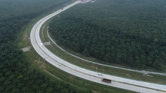 PT Hutama Karya Infrastruktur (HKI) melanjutkan konstruksi Jalan Tol Binjai-Pangkalan Brandan. (Foto: Hutama Karya)