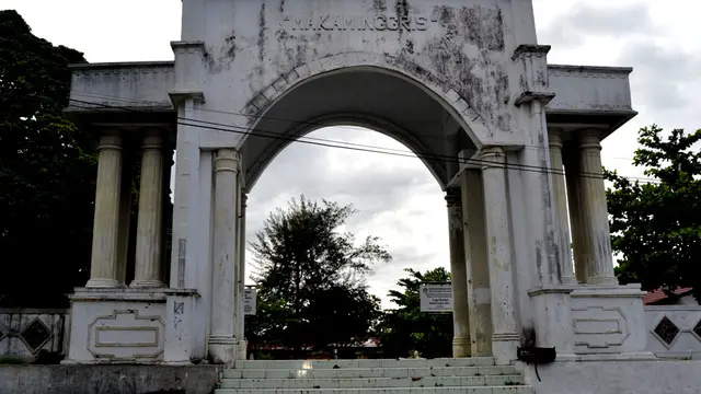 Yuk, Menghirup Udara Pagi Sambil Jelajah Situs Peninggalan Koloni