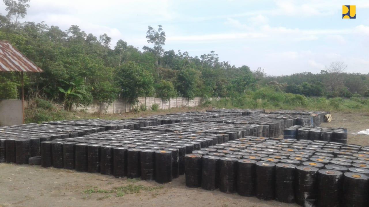 Proyek aspal karet Kementerian PUPR