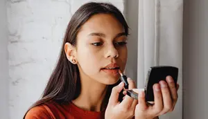 Cara Bikin Mantan Menyesal dan Minta Balikan dengan Elegan Tanpa Drama