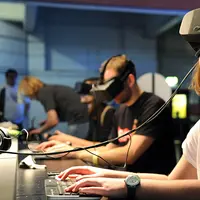 Buat kamu para gamers sejati, yuk simak review perangkat canggih Oculus Rift dalam video berikut ini.