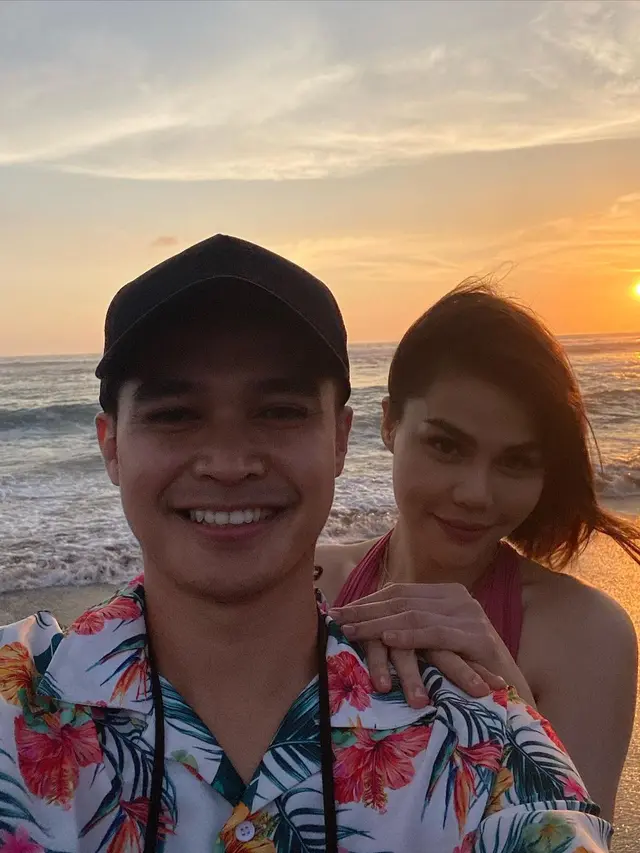 6 Potret DJ Katty Butterfly dan Aiman Ricky saat Liburan Bersama, Curi Perhatian