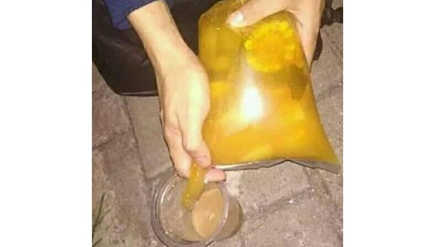 6 Potret Orang saat Makan Ini Bisa Bikin Geregetan