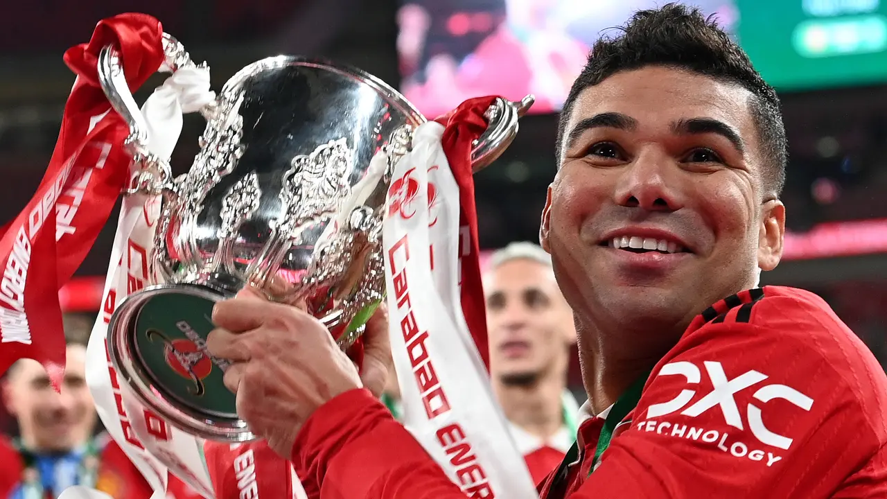 Foto: Akhirnya Setelah 6 Tahun MU Bisa Pamer Trofi Lagi