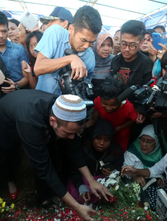 Raffi Ahmad telah selesai menjalankan umrah, lalu apa yang dilakukannya kemudian?