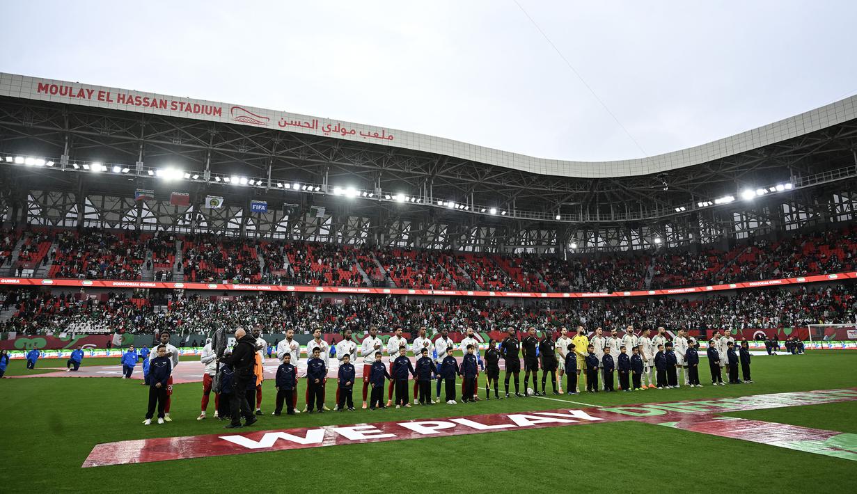 Berhadapan dengan Guniea Kathulistiwa pada laga terakhir Grup E, Aljazira berhasil menang dengan skor 3-1 dalam pertandingan yang berlangsung di Moulay Hassan Stadium, Rabat, Maroko. (AFP/Paul Ellis)