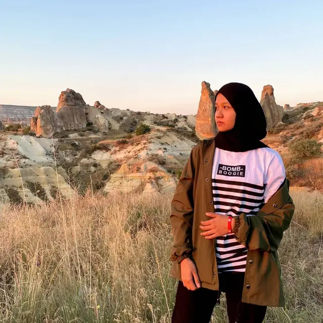 6 Potret Upit Babysitter Arsya Hermansyah Anak Ashanty, Curi Perhatian