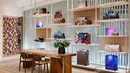 Para pelanggan setia dapat menikmati retail space yang super nyaman, luas dan beragam. Dari mulai women's ready to wear, leather goods, shoes, accecories dan fragances. Kesemunya ditata sedemikan rupa dengan alur yang terasa pas. [Foto: dok Louis Vuitton Indonesia]