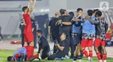Ekspresi kegembiraan pemain, pelatih dan official timnas Indonesia U-20 usai pertandingan kualifikasi Piala Asia U-20 grup F melawan Yaman di Stadion Madya, Kompleks Gelora Bung Karno, Jakarta, Minggu (29/9/2024). (Liputan6.com/Angga Yuniar)
