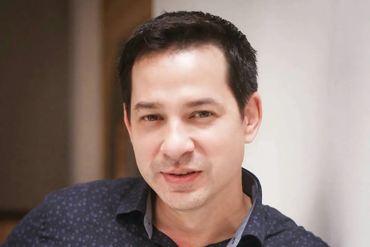 Ari Wibowo