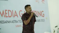 Direktur Operasi ASTRA Tol Cipali, Daisy Setiawan saat menjelaskan persiapan libur Nataru di Kabupaten Subang. Foto (Istimewa)