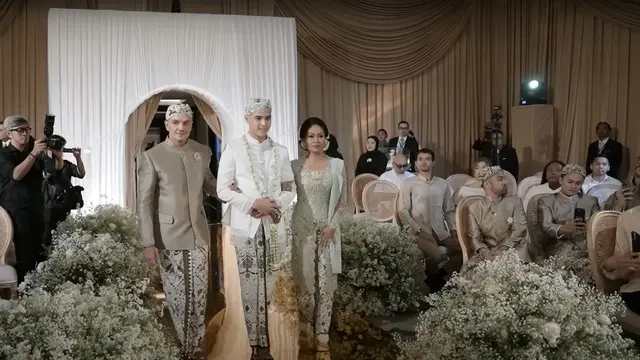 Mewah nan Sakral, Ini 9 Potret Detail Dekorasi Akad Nikah Al Ghazali dan Alyssa Daguise