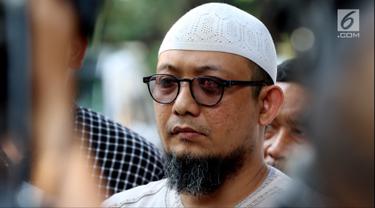 WP KPK Silaturahmi Idul Fitri ke Rumah Novel Baswedan